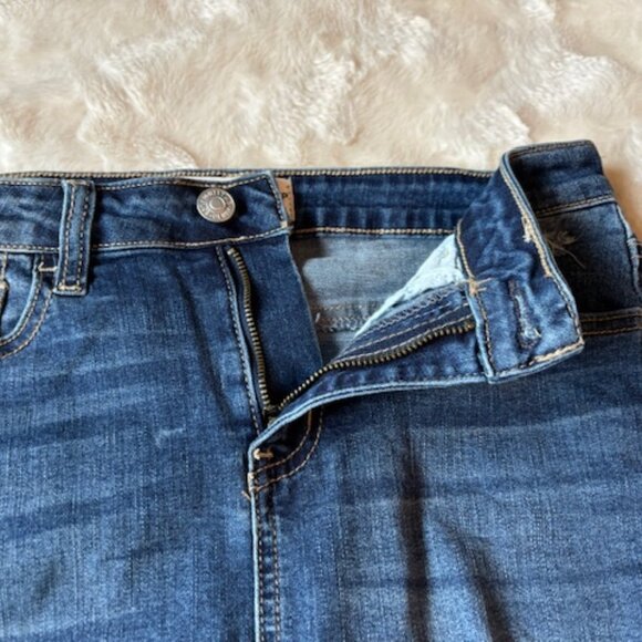 2/$40 EightyTwo Ardene Blue Denim Distressed 5-Pocket Skirt Ladies Size S - Picture 5 of 9